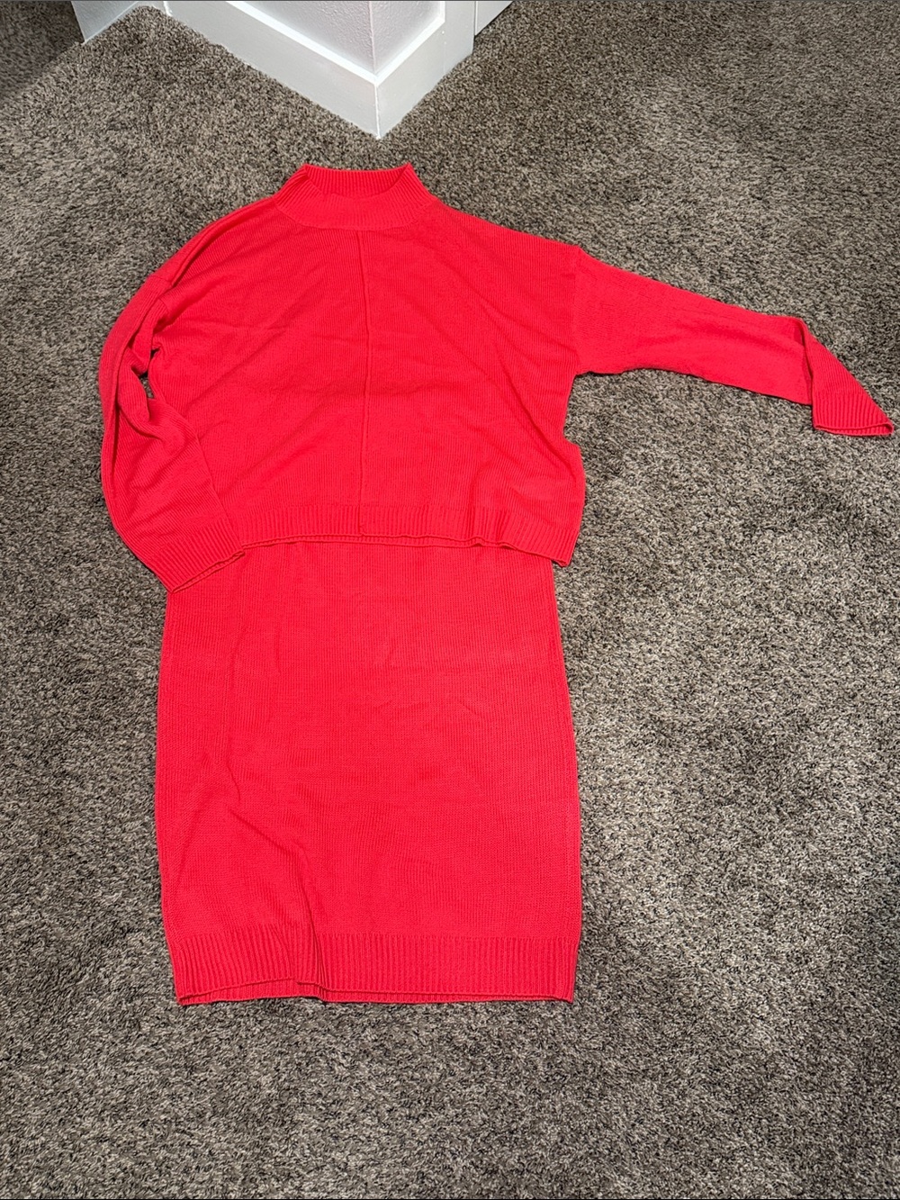 Pink/Red Knit Women’s Sweater and Skirt Set